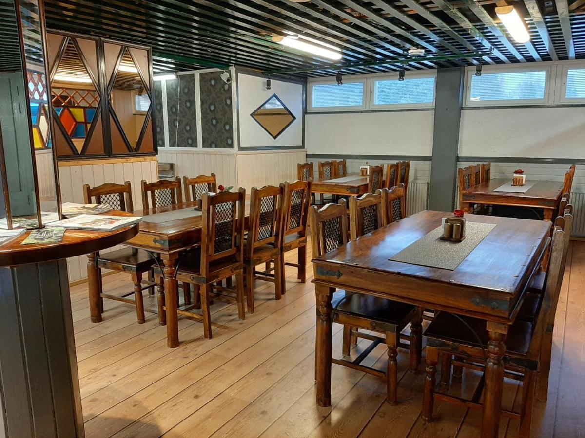 Hotelli Kaatrahovi 리에크사 외부 사진